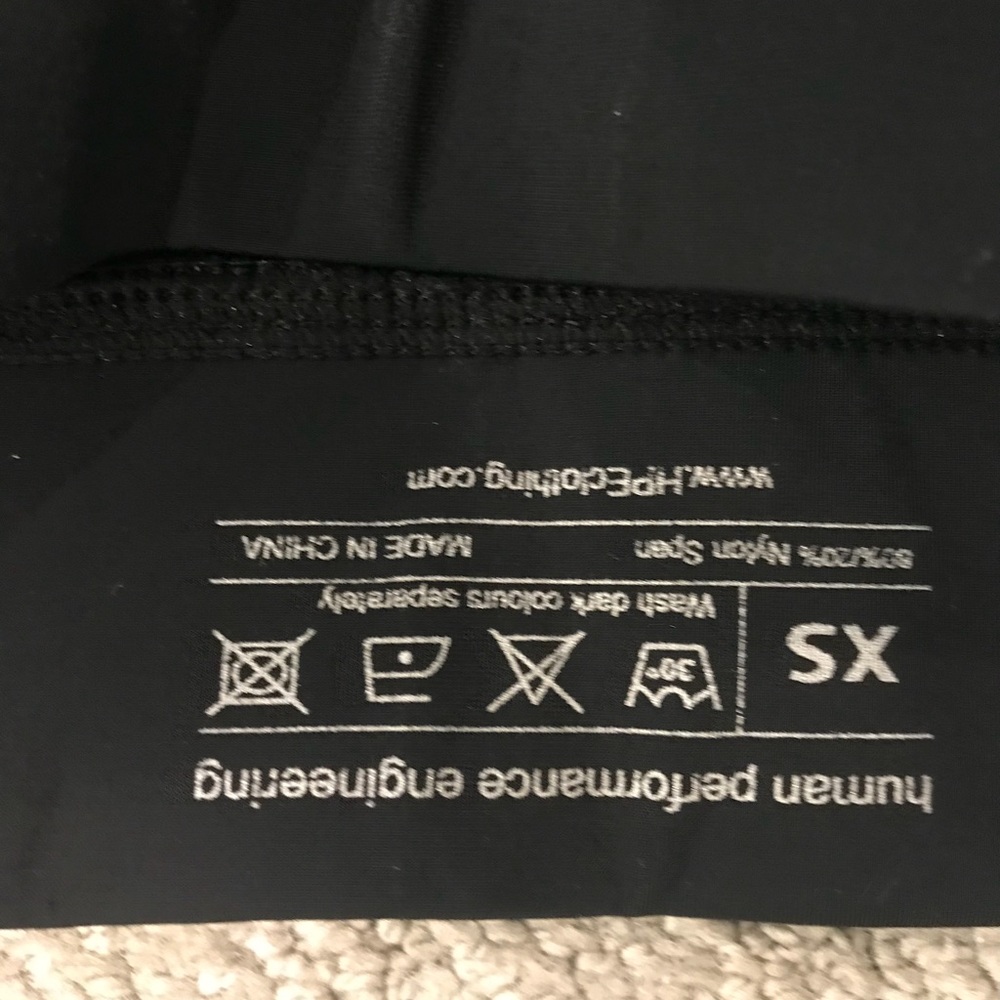 HPE black compression 7/8 legging - Picture 2 of 4